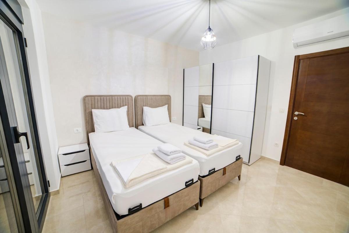 Villa Jelena With Private Pool - Lapcici Budva Exterior photo